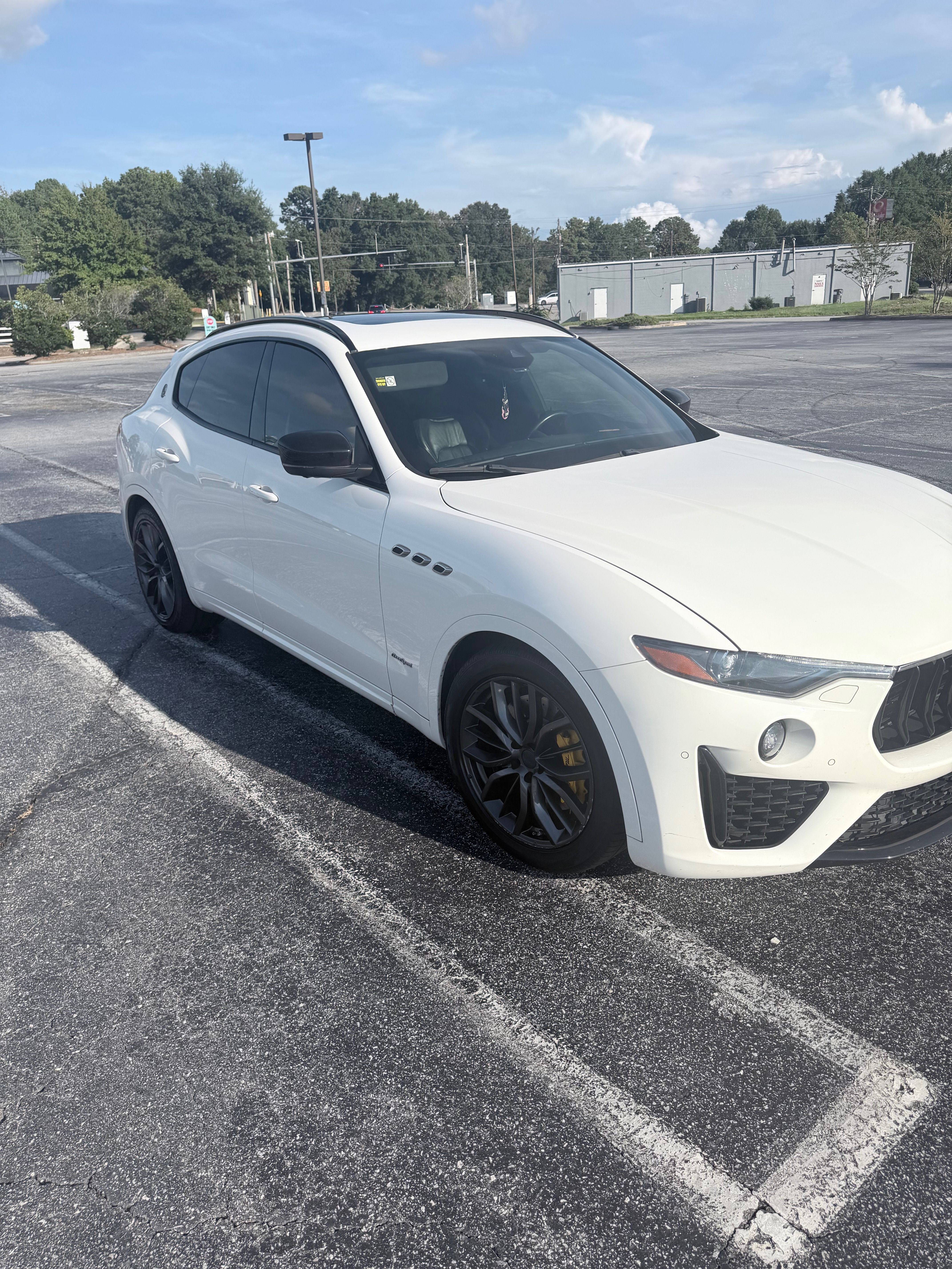 Used 2019 Maserati Levante S GranSport AWD/4WD image 4