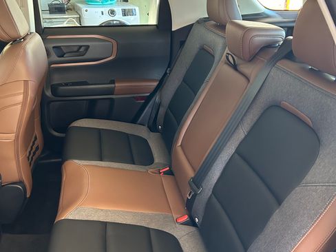 Used 2024 Ford Bronco Sport Outer Banks w/ Tech Package image 17