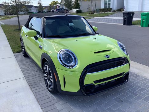 Used 2023 MINI Cooper S w/ Signature Upholstery Package image 1