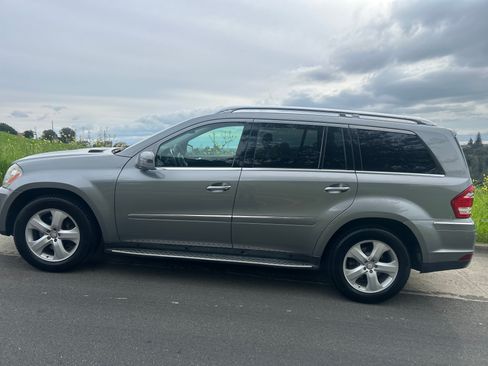 Used 2012 Mercedes-Benz GL 450 4MATIC image 8