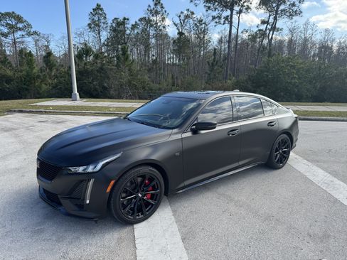 Used 2020 Cadillac CT5 Sport image 1