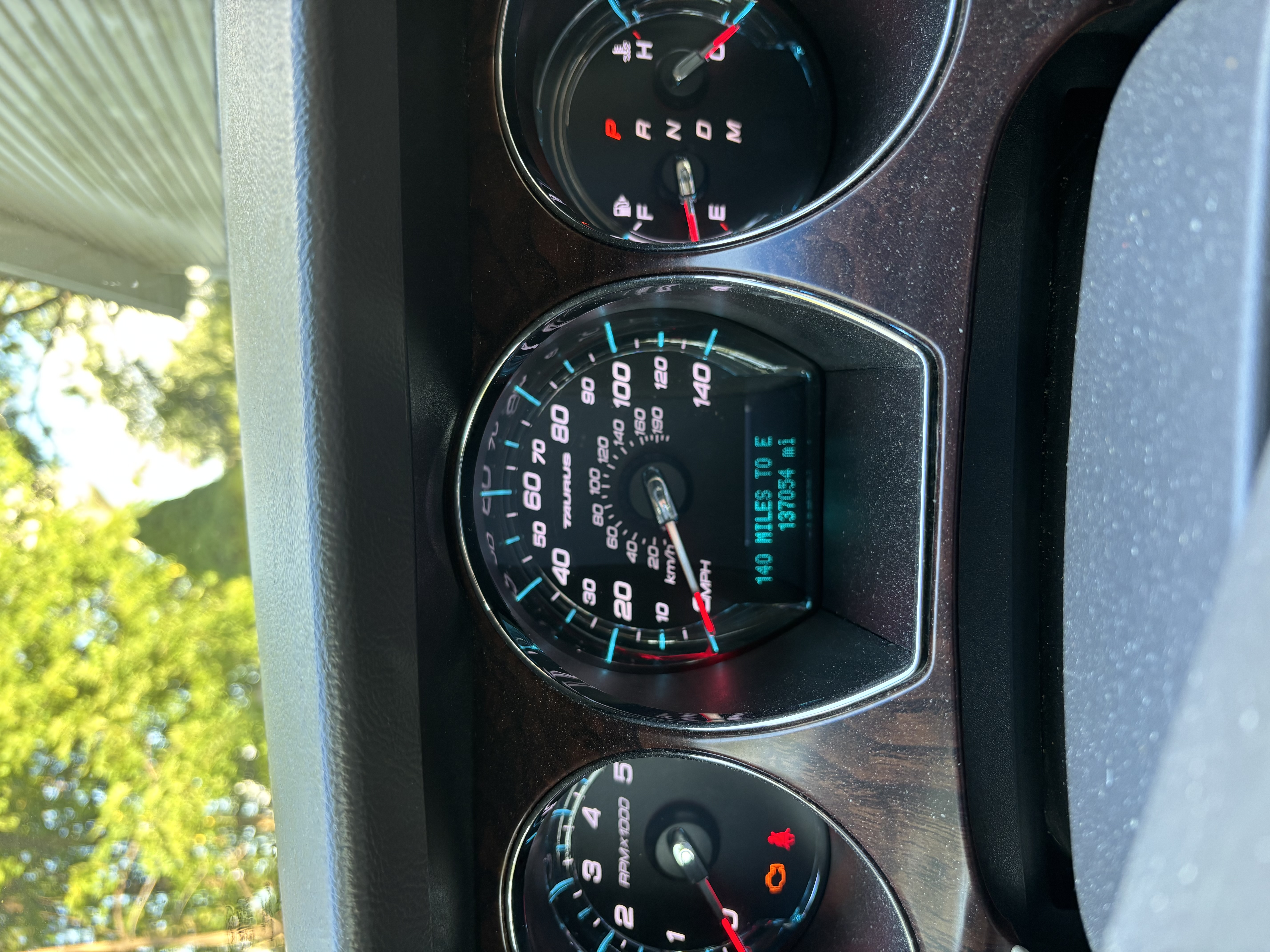 Used 2011 Ford Taurus Limited w/ 301A Rapid Spec Order Code FWD image 5