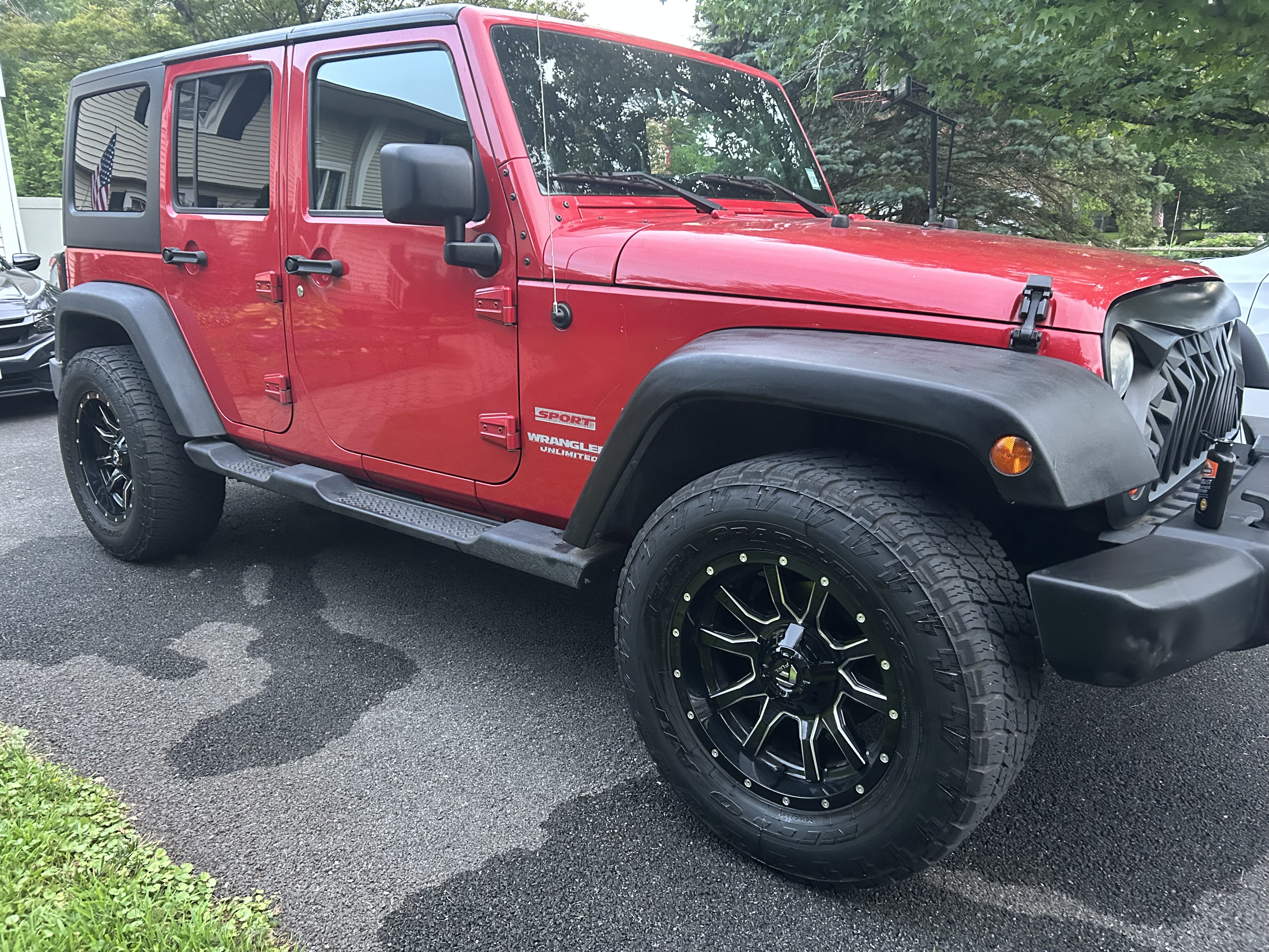 Used 2011 Jeep Wrangler Unlimited Sport AWD/4WD image 1