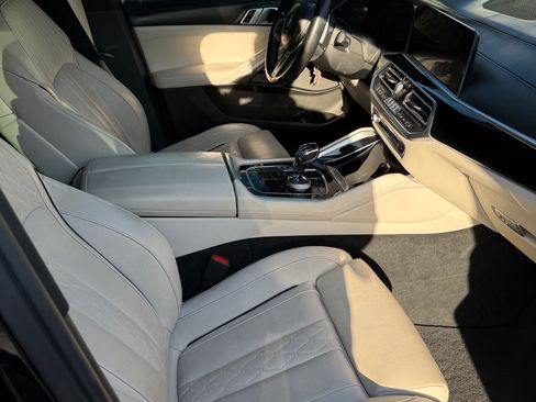 Used 2021 BMW X6 M50i w/ Executive Package AWD/4WD image 22