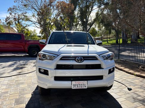 Used 2022 Toyota 4Runner TRD Sport w/ Technology Package image 5