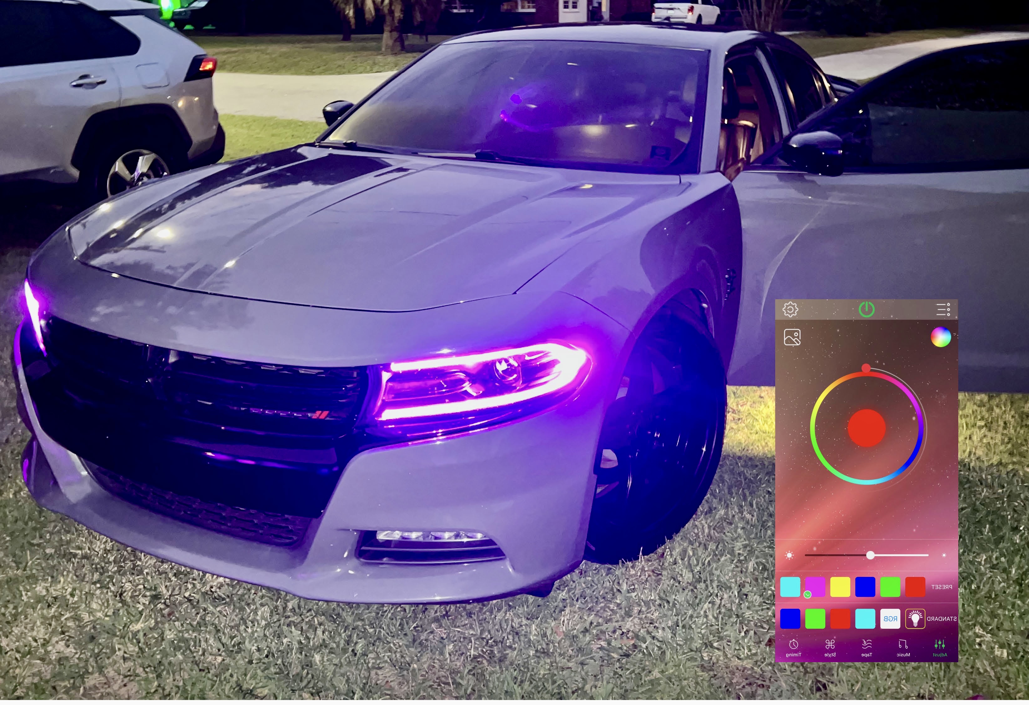 Used 2017 Dodge Charger R/T w/ Plus Group RWD image 21
