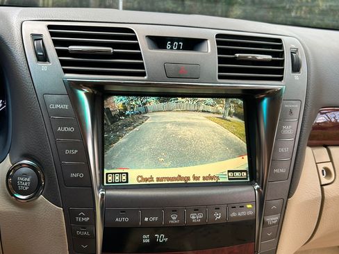 Used 2007 Lexus LS 460 image 18