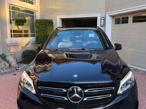 Used 2016 Mercedes-Benz GLE 400 4MATIC image 2