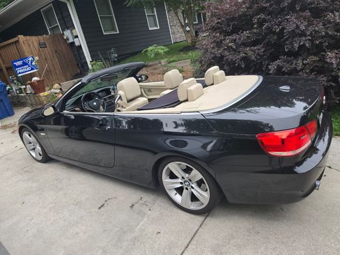 Used 2007 BMW 335i Convertible RWD image 14