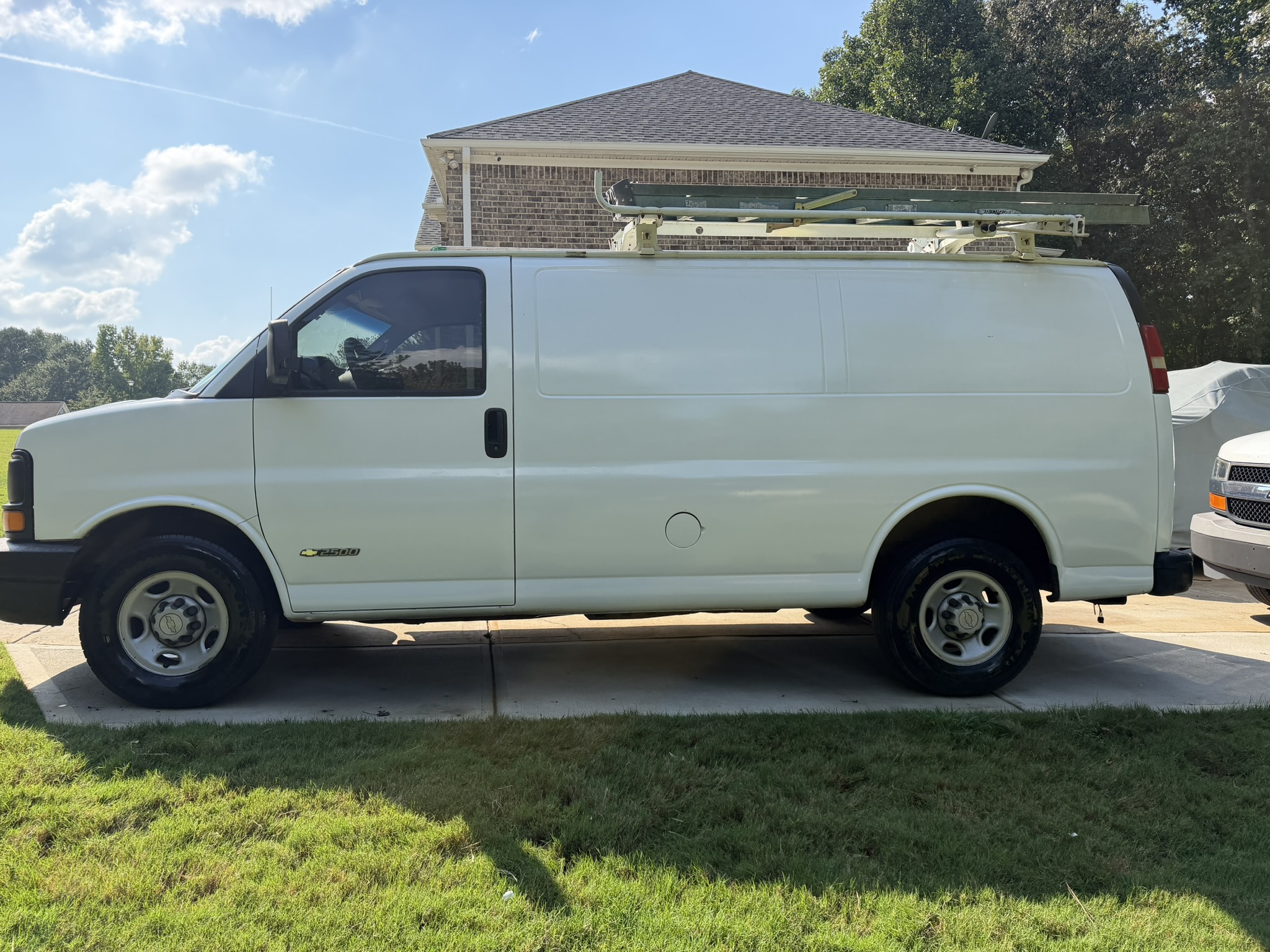 Used 2006 Chevrolet Express 2500 RWD image 4
