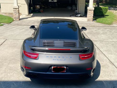 Used 2015 Porsche 911 Turbo S image 6