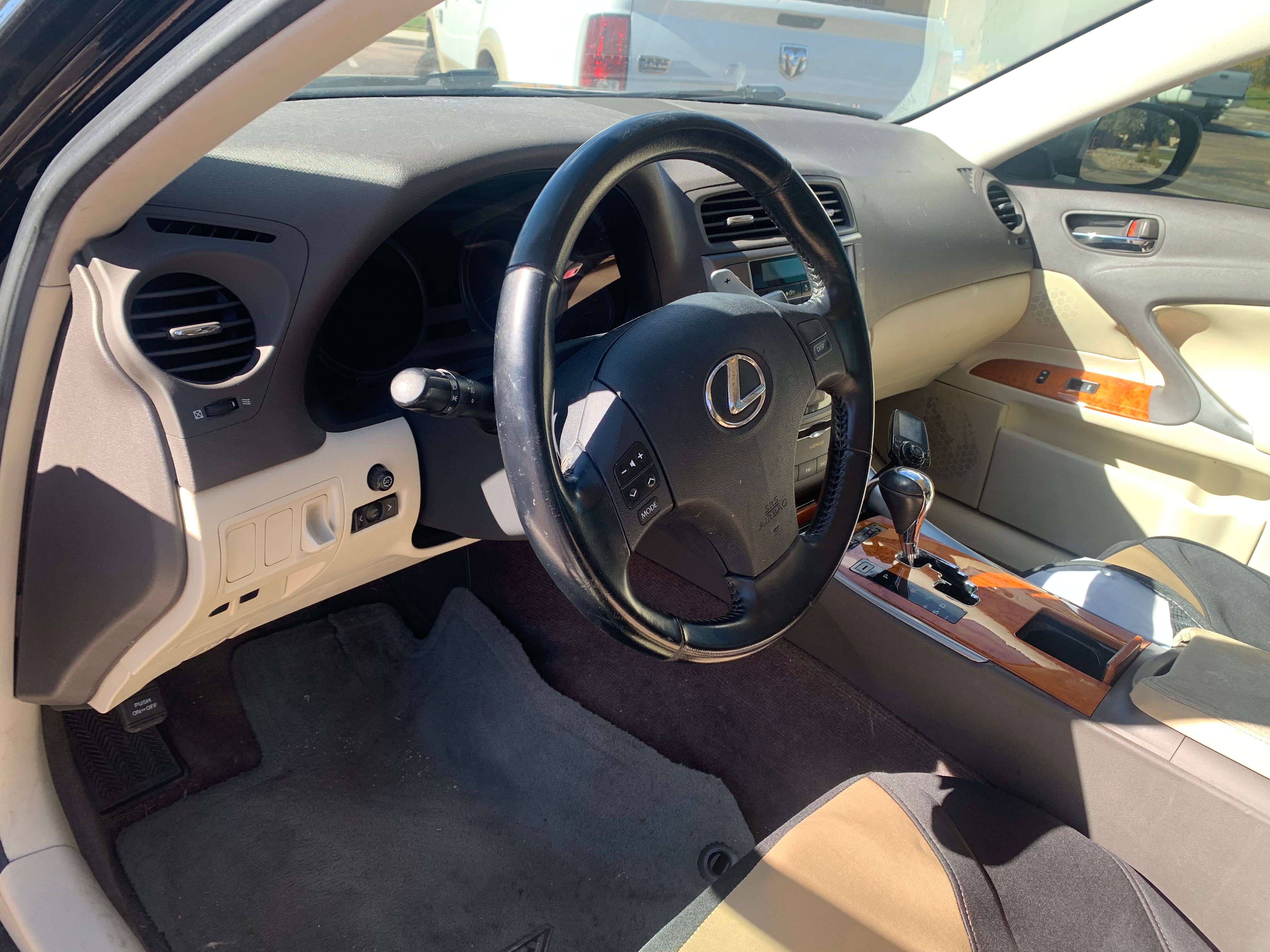 Used 2009 Lexus IS 250 AWD w/ Premium Pkg image 5