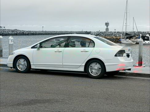 Used 2006 Honda Civic Hybrid Sedan image 4