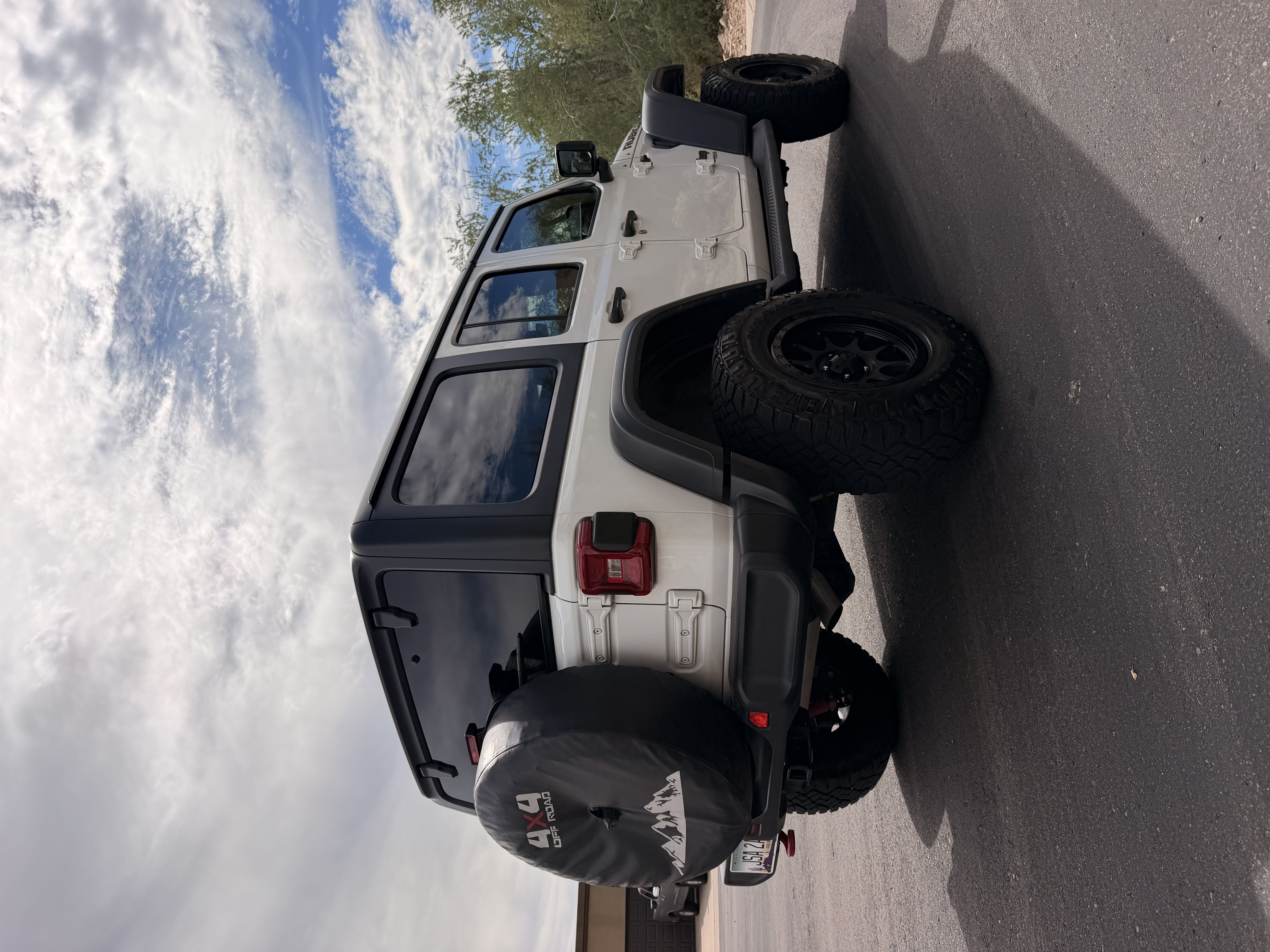 Used 2020 Jeep Wrangler Unlimited Rubicon AWD/4WD image 10