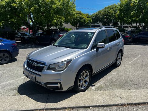 Used 2017 Subaru Forester 2.5i Touring AWD/4WD image 1