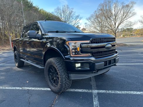 Used 2018 Ford F150 XLT w/ Equipment Group 302A Luxury image 15