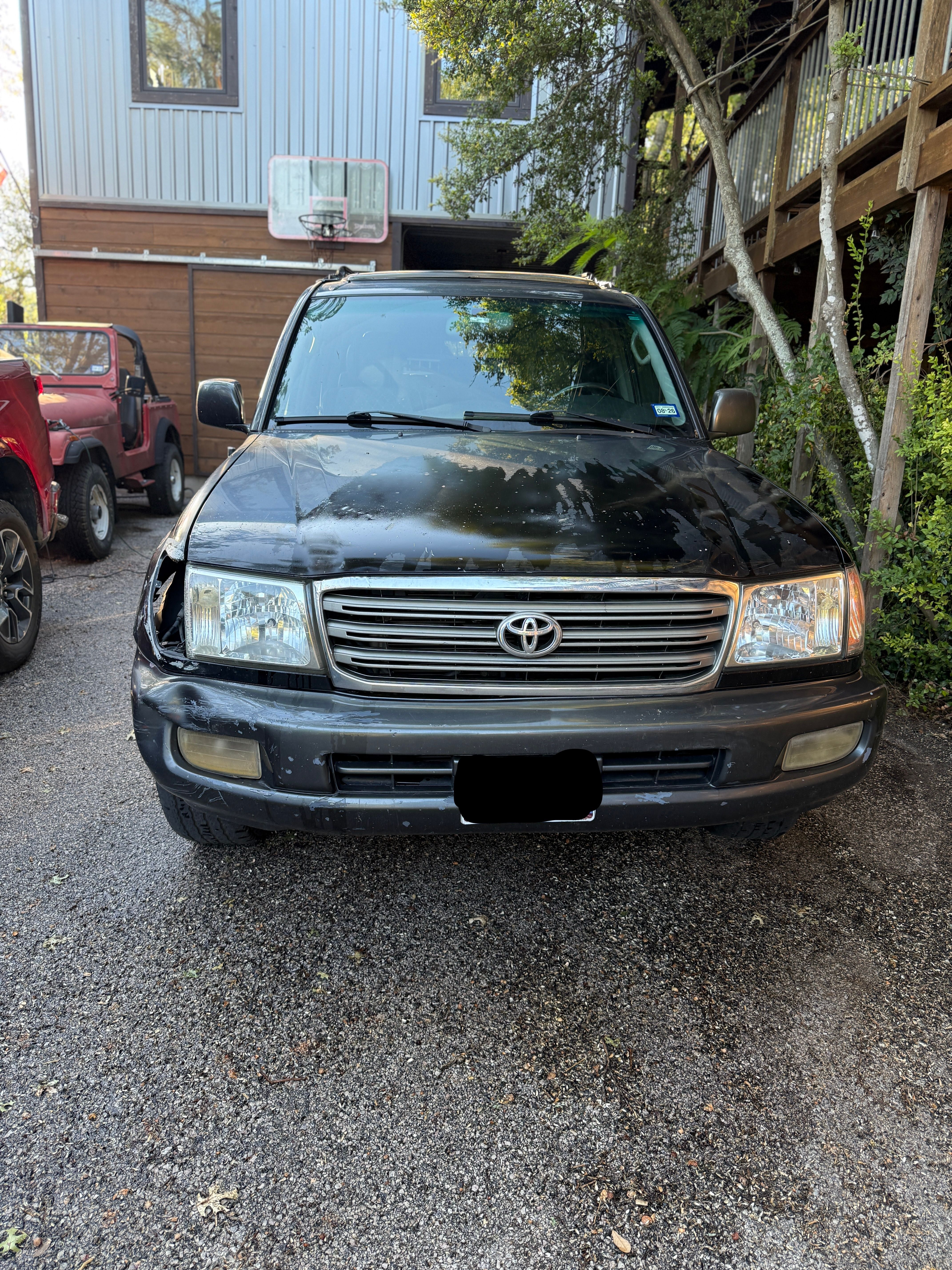 Used 2005 Toyota Land Cruiser AWD/4WD image 1