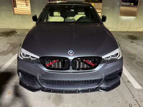 Used 2020 BMW 540i w/ M Sport Package image 1