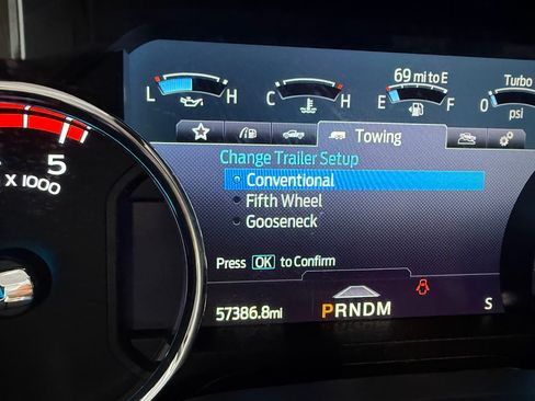 Used 2022 Ford F250 Lariat w/ Lariat Ultimate Package image 29