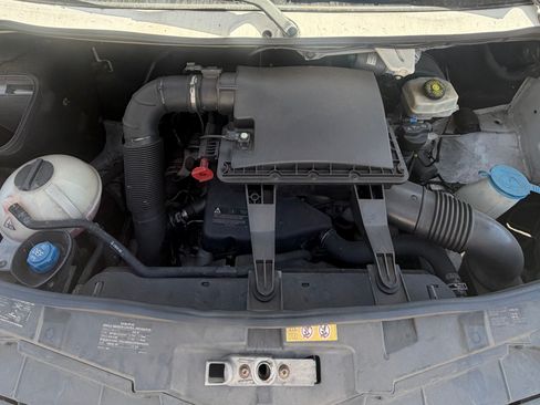 Used 2015 Mercedes-Benz Sprinter 2500 image 12