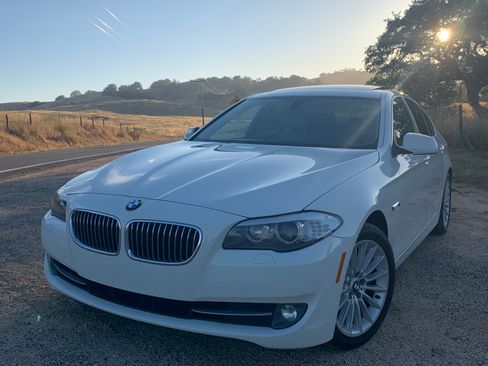 Used 2013 BMW 535i Sedan image 4