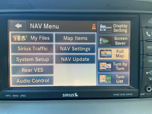 Used 2009 Chrysler Town & Country Touring image 19