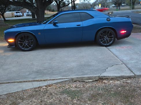 Used 2022 Dodge Challenger R/T Scat Pack w/ Plus Package image 24