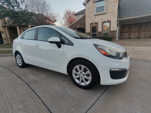 Used 2016 Kia Rio LX image 4