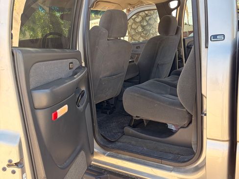 Used 2003 Chevrolet Silverado 2500 LS AWD/4WD image 11