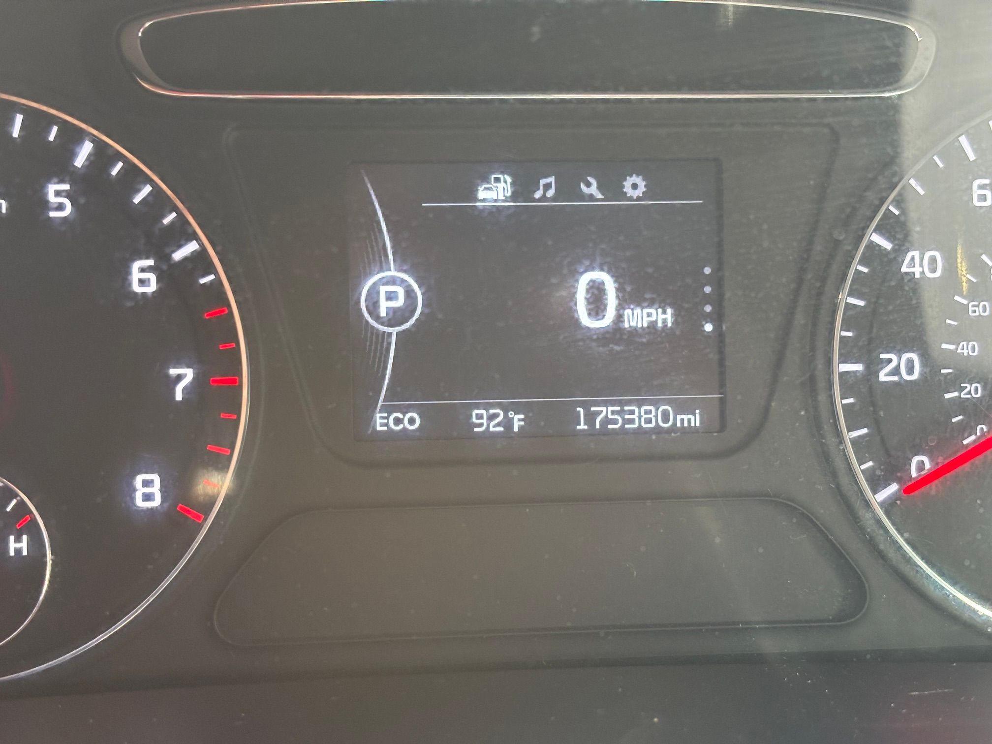 Used 2018 Kia Sorento FWD image 14