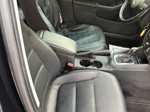 Used 2013 Volkswagen Jetta SE FWD image 9