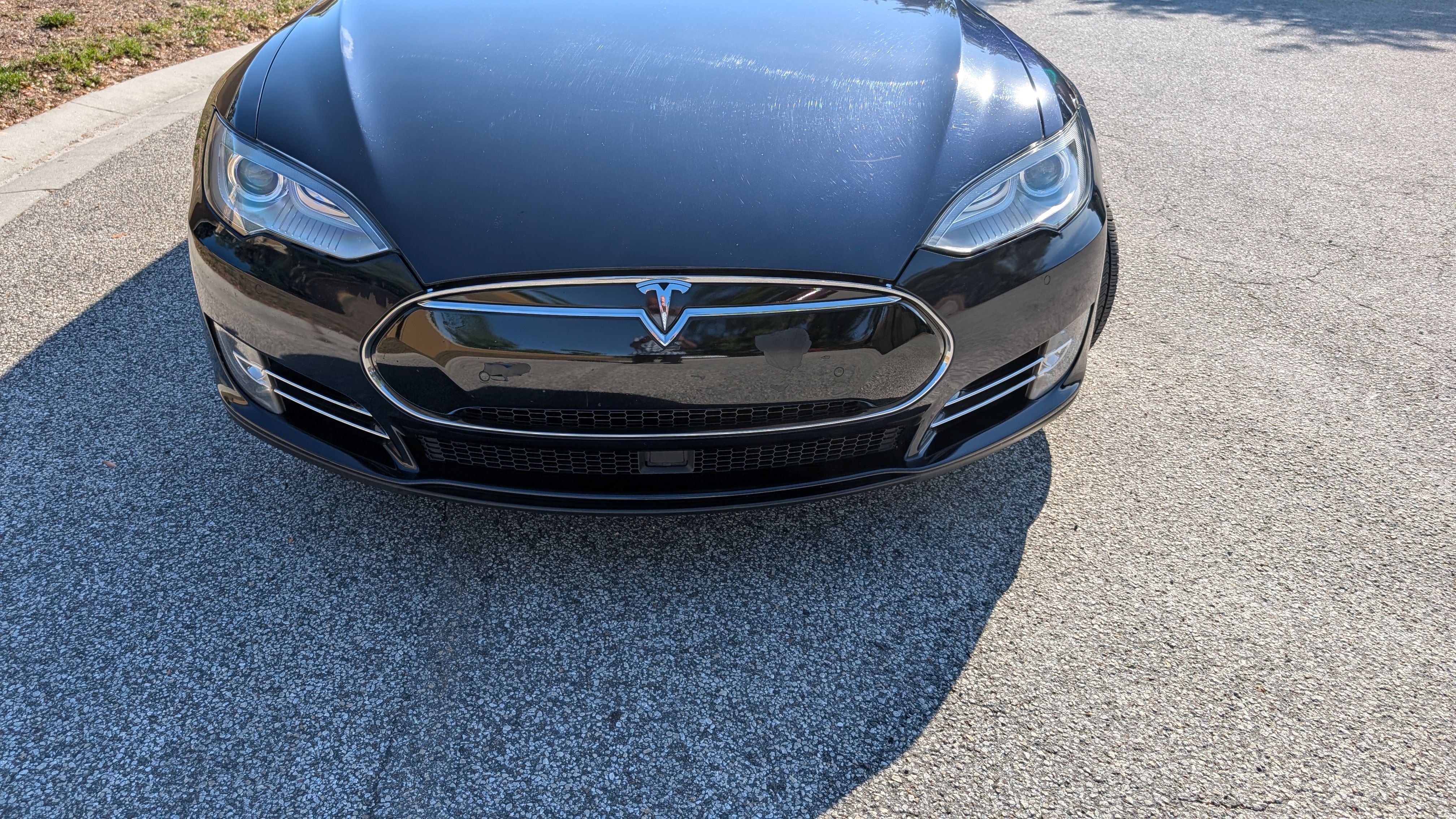 Used 2014 Tesla Model S 85 RWD image 5