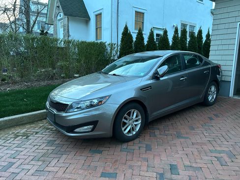 Used 2013 Kia Optima LX w/ Convenience Plus Pkg image 1