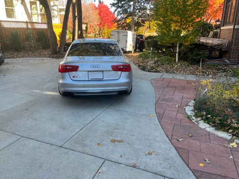 Used 2013 Audi S6 Prestige image 10