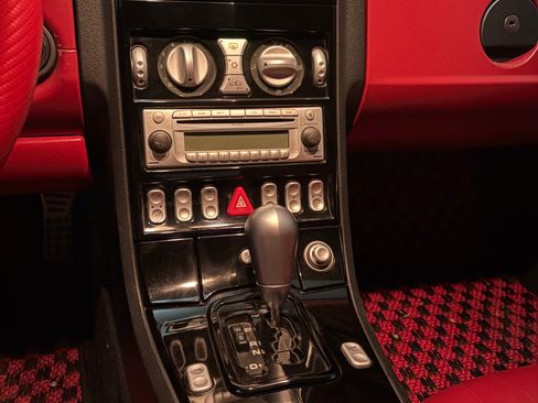 Used 2005 Chrysler Crossfire SRT-6 image 20