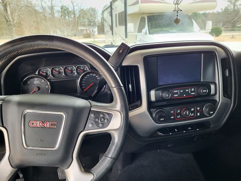 Used 2015 GMC Sierra 1500 SLE w/ SLE Value Package image 12