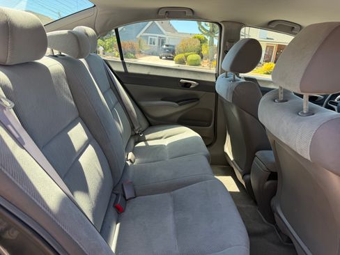 Used 2010 Honda Civic LX image 6