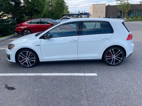 Used 2017 Volkswagen GTI Sport FWD image 5