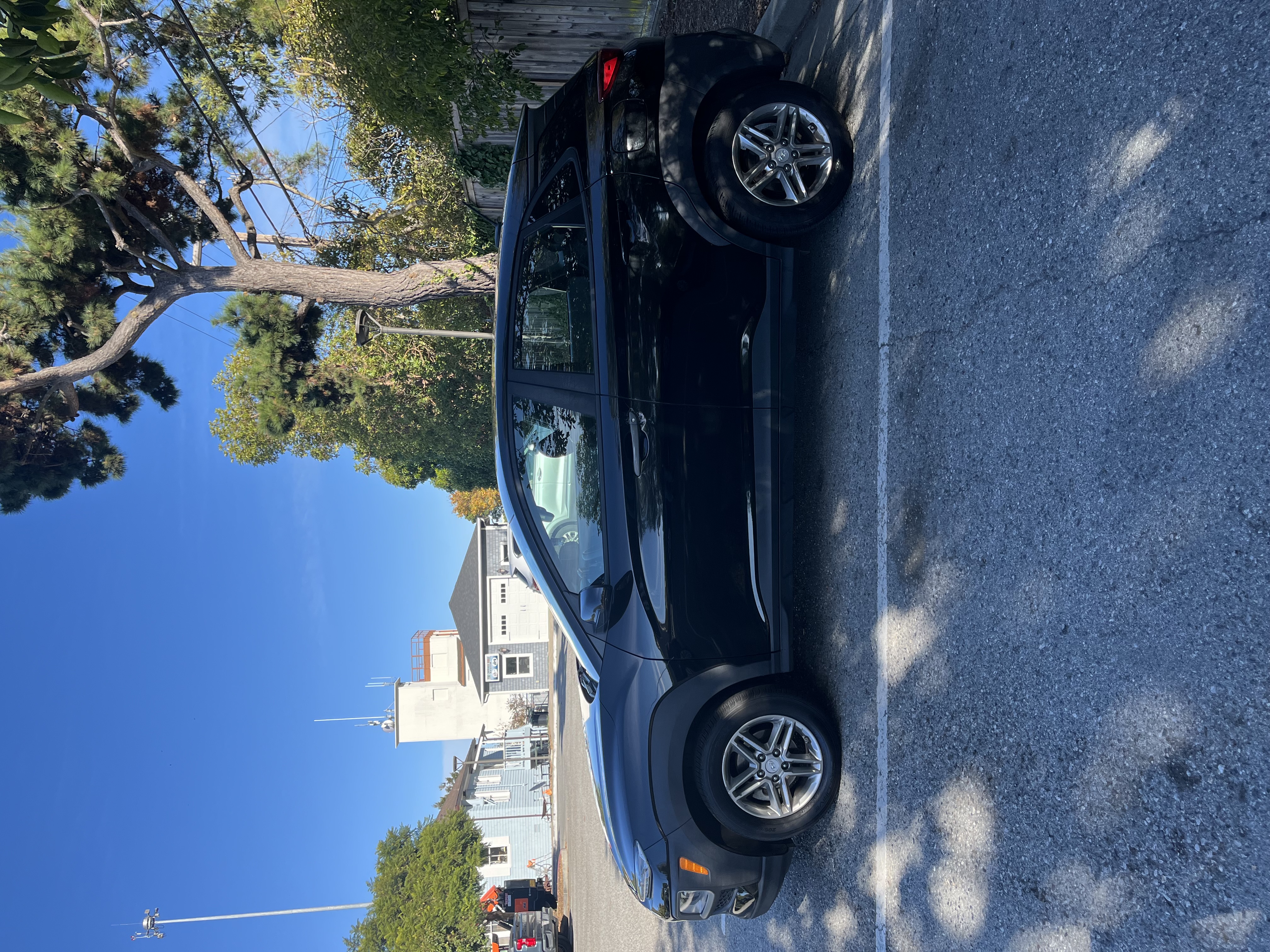 Used 2018 Hyundai Kona SE FWD image 2