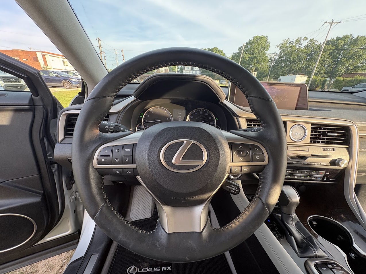 Used 2018 Lexus RX 350 AWD w/ Premium Package image 19
