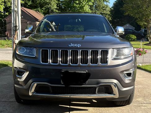 Used 2014 Jeep Grand Cherokee Limited w/ Trailer Tow Group IV AWD/4WD image 4
