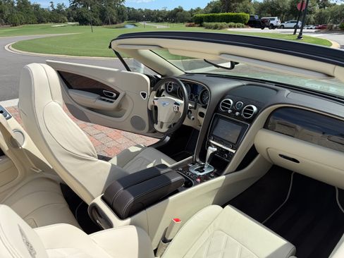 Used 2014 Bentley Continental GT AWD/4WD image 26