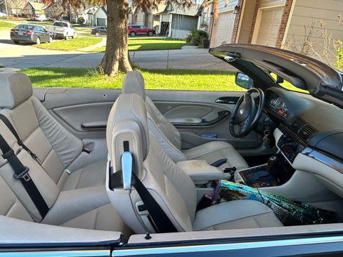 Used 2003 BMW 330Ci Convertible image 1