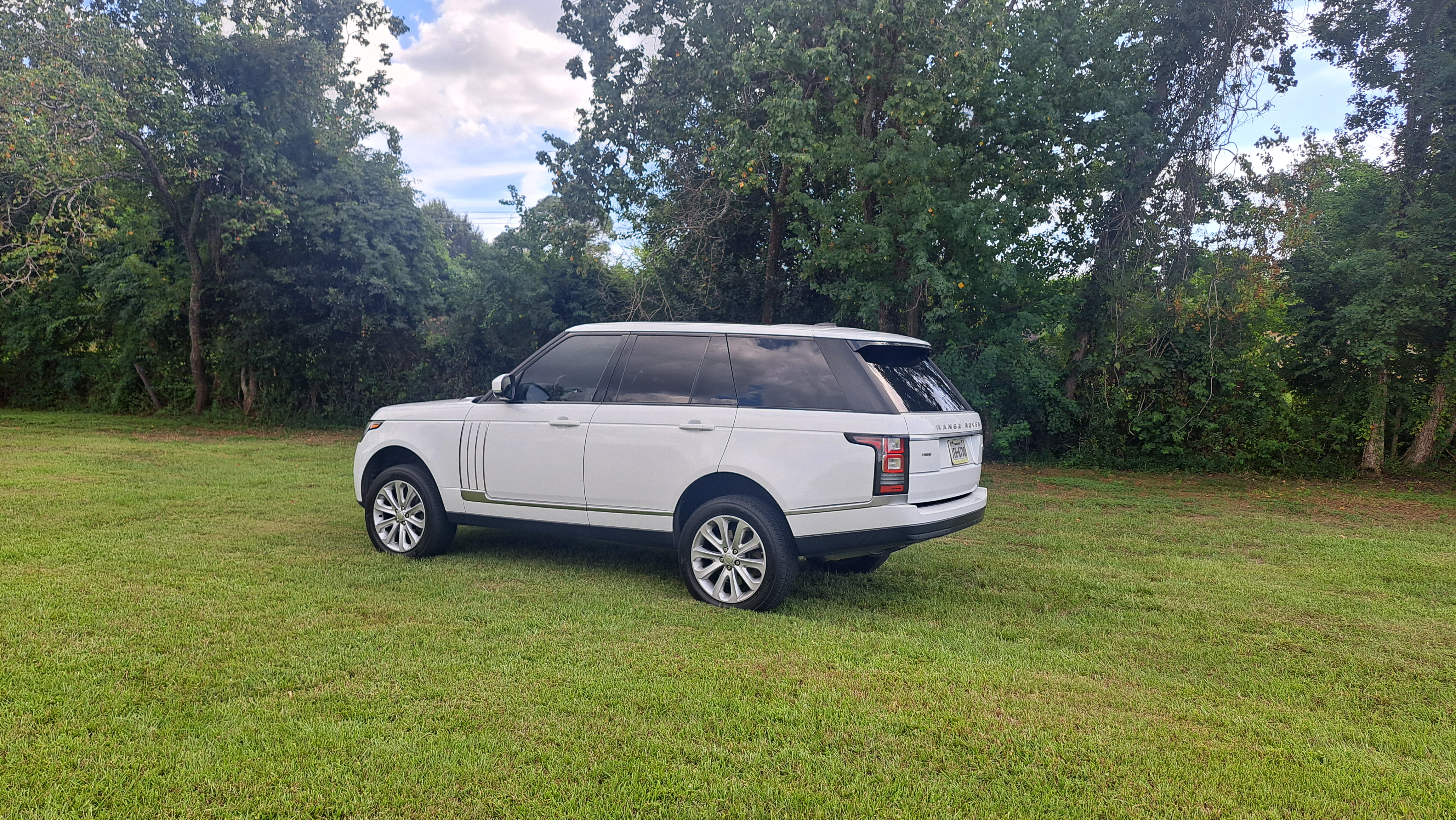 Used 2015 Land Rover Range Rover HSE AWD/4WD image 6