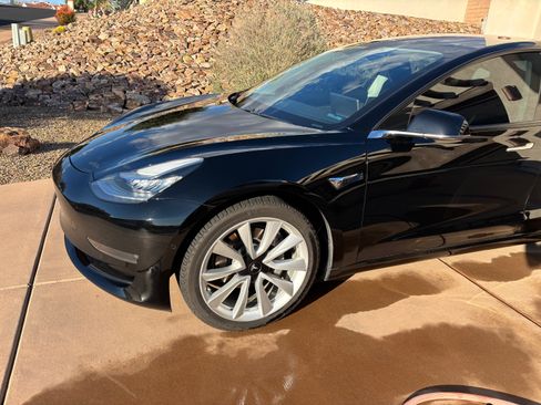 Used 2019 Tesla Model 3 Long Range image 5