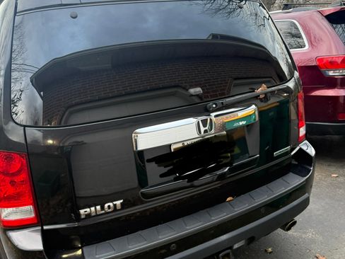 Used 2010 Honda Pilot Touring image 10