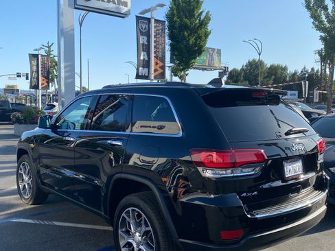 Used 2022 Jeep Grand Cherokee Limited w/ Tech Group image 5