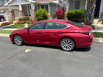 Used 2019 Lexus ES 350