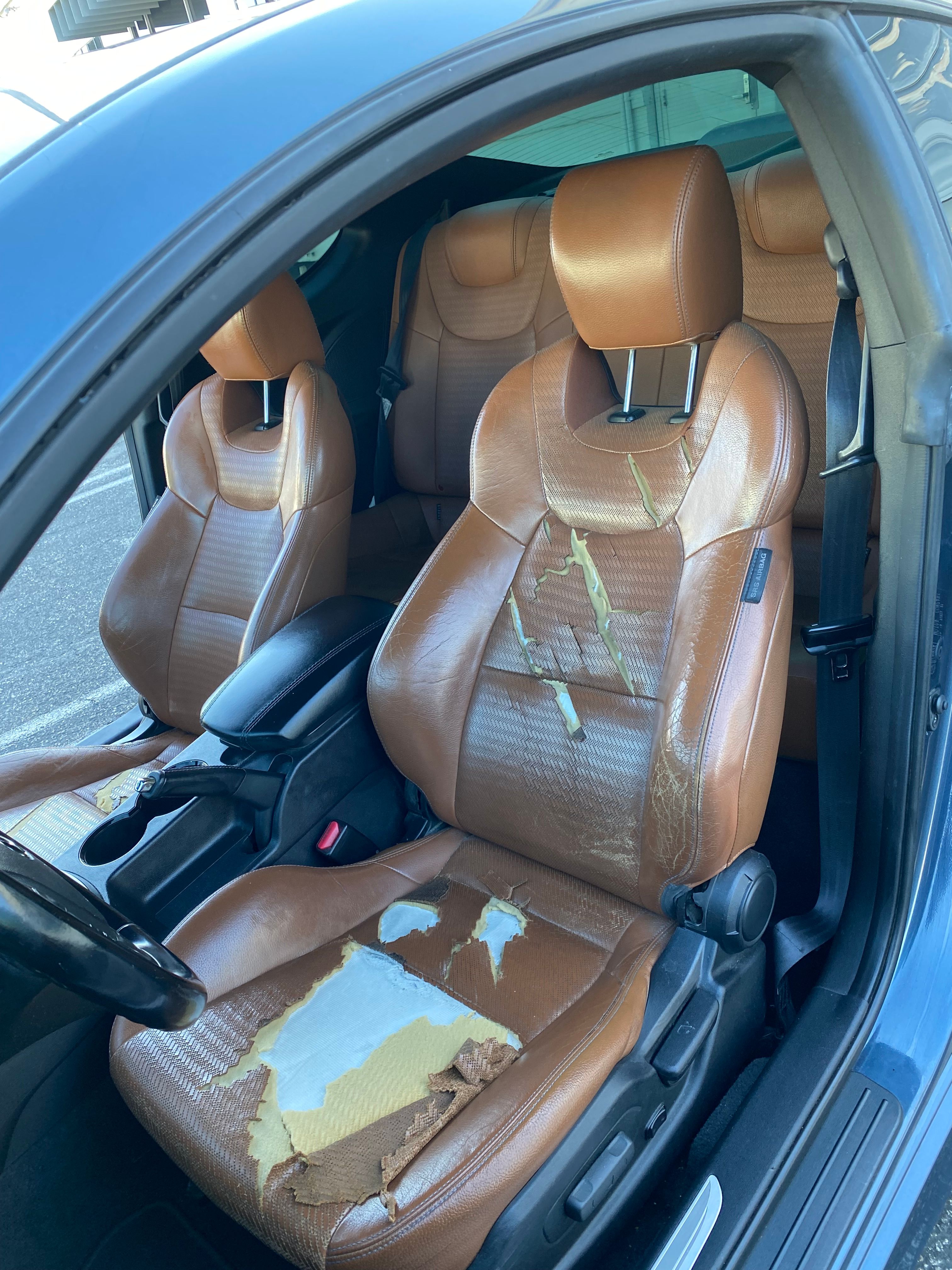 Used 2013 Hyundai Genesis 3.8 RWD image 17