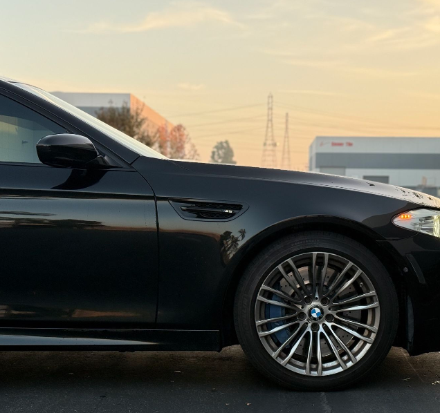 Used 2013 BMW M5 RWD image 13